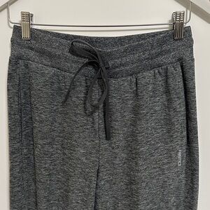 Fabletics Women’s Cloud Jersey Jogger Charcoal Gray Heather Small